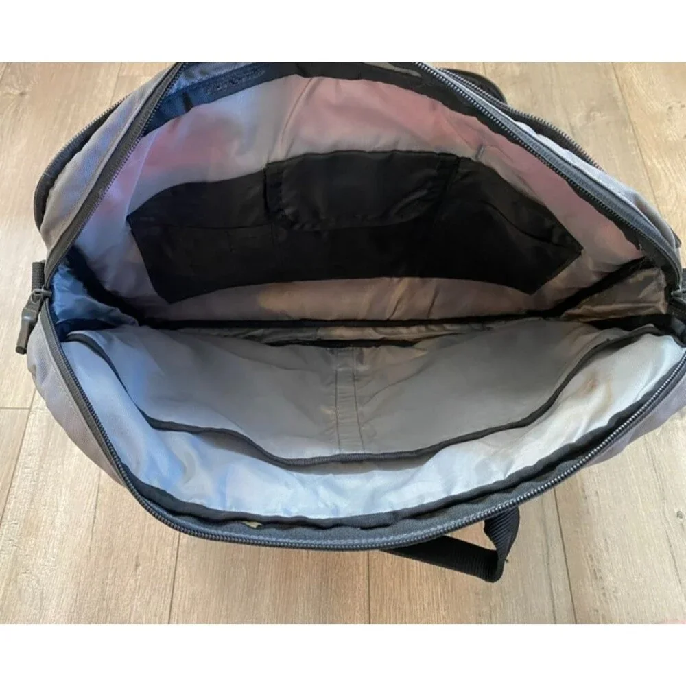 TIMBUK2 Closer Laptop Briefcase Messenger Bag Crossbody Gray